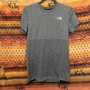 North Face Summit Series Women’s L1 Engineered Top